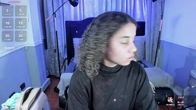 Snapshot of Mayaa_ross chatting on September 18, 3:41 am Mayaa ross online show from September 18, 3:41 am