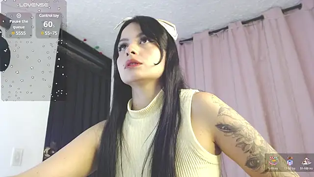 pamela  online show from March 13, 8:04 am