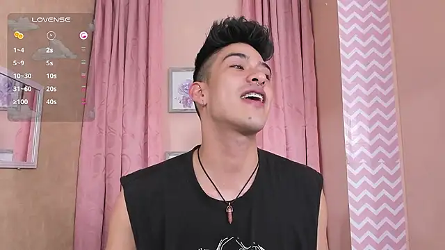 Ryan Clark  online show from December 6, 8:18 pm