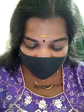 Snapshot of sulekha-mallu chatting on December 14, 10:28 pm sulekha-mallu online show from December 14, 10:28 pm