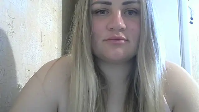 Snapshot of Honeydew-Waves chatting on July 6, 4:20 am Honeydew-Waves online show from July 6, 4:20 am