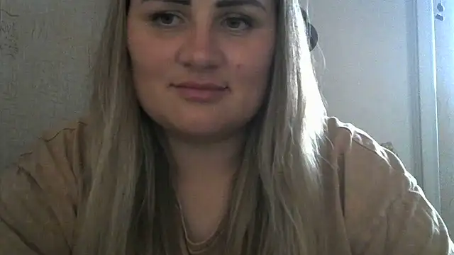Snapshot of Honeydew-Waves chatting on July 12, 5:59 pm Honeydew-Waves online show from July 12, 5:59 pm