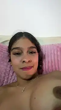 Snapshot of Arteatenea__ chatting on December 22, 11:09 pm Arteatenea online show from December 22, 11:09 pm