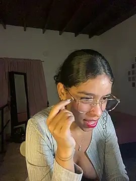 Snapshot of Arteatenea__ chatting on February 2, 6:15 am Arteatenea online show from February 2, 6:15 am