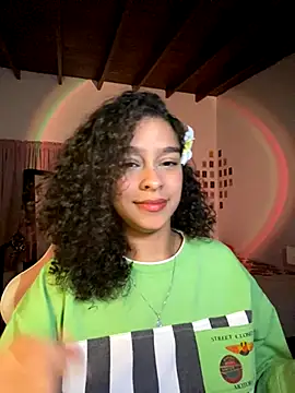 Snapshot of Arteatenea__ chatting on November 27, 6:26 am Arteatenea online show from November 27, 6:26 am