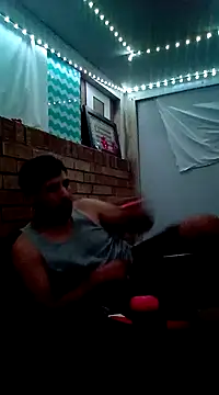 christphor online show from December 5, 10:23 am