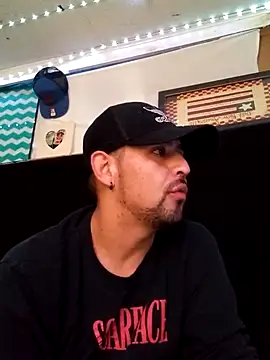 christphor online show from December 19, 2:13 pm