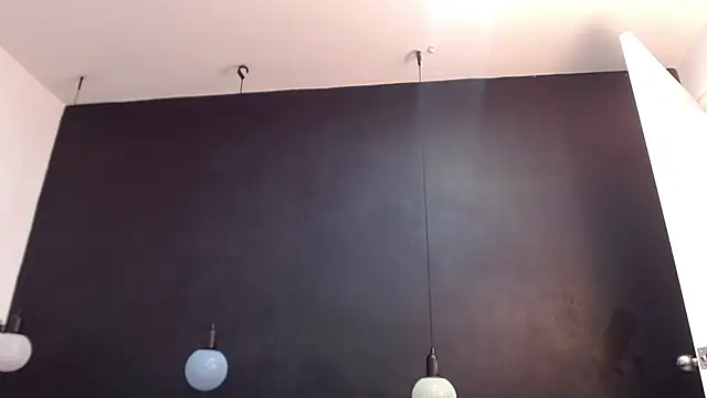 brendamaz online show from February 8, 6:22 pm