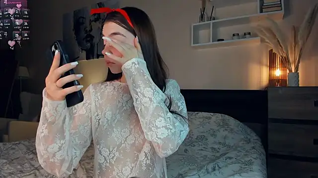 MaryJacksoon online show from February 10, 7:26 am