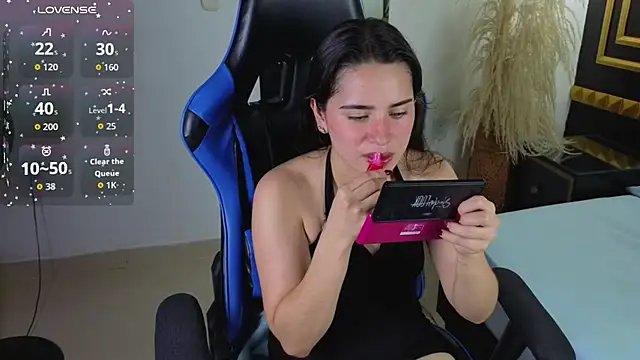 Snapshot of angelica_dymond chatting on October 4, 12:03 pm angelica dymond online show from October 4, 12:03 pm