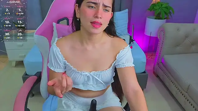 Snapshot of angelica_dymond chatting on November 15, 12:34 pm angelica dymond online show from November 15, 12:34 pm