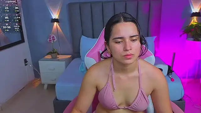 Snapshot of angelica_dymond chatting on November 28, 12:19 pm angelica dymond online show from November 28, 12:19 pm