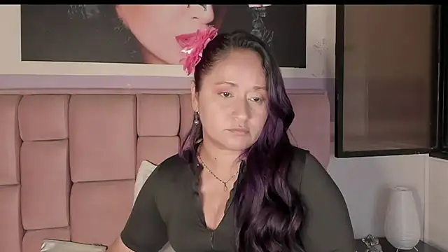 Snapshot of MicaelaHot_ chatting on March 11, 3:26 am MicaelaHot online show from March 11, 3:26 am