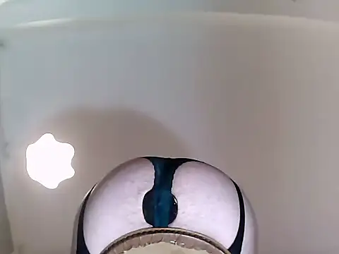 Snapshot of culalimer chatting on October 6, 3:20 pm culalimer online show from October 6, 3:20 pm