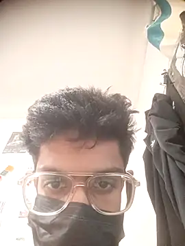 Snapshot of suckthedickk chatting on October 12, 10:58 am suckthedickk online show from October 12, 10:58 am