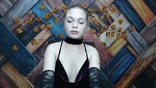 Snapshot of LaraPika chatting on November 23, 6:08 pm LaraPika online show from November 23, 6:08 pm