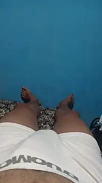 Snapshot of 1995eduardo chatting on February 4, 8:17 pm 1995eduardo online show from February 4, 8:17 pm