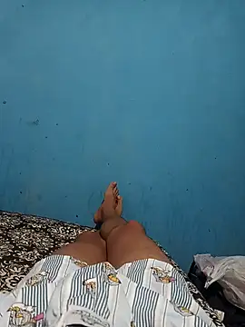 Snapshot of 1995eduardo chatting on February 6, 5:25 am 1995eduardo online show from February 6, 5:25 am