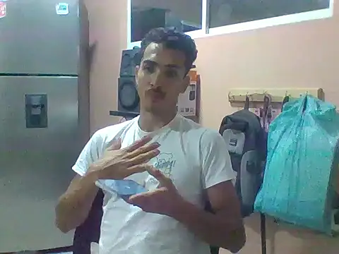 Snapshot of jeremy_scott chatting on November 23, 10:42 pm jeremy scott online show from November 23, 10:42 pm