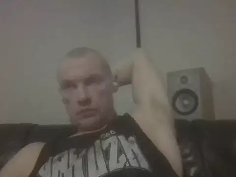 Snapshot of Mr-696 chatting on January 23, 2:23 am Mr-696 online show from January 23, 2:23 am