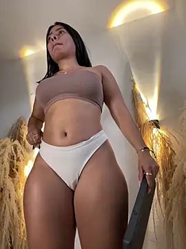 AlessaPears online show from January 4, 11:06 pm