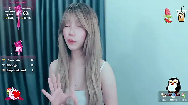 -Poison-Ivy- online show from December 7, 7:27 am