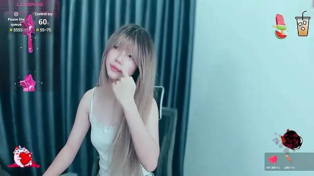 -Poison-Ivy- online show from December 17, 2:12 am