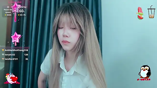 -Poison-Ivy- online show from December 18, 8:09 am