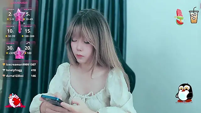 -Poison-Ivy- online show from December 29, 12:01 pm