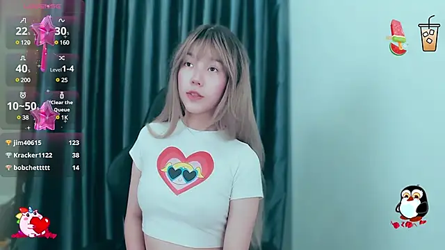 -Poison-Ivy- online show from January 5, 12:10 pm