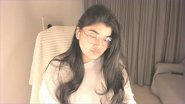 Snapshot of cherry_misaki chatting on March 1, 11:34 am cherry misaki online show from March 1, 11:34 am