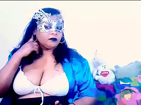 Snapshot of Mysterylady143 chatting on November 5, 6:08 pm Mysterylady143 online show from November 5, 6:08 pm