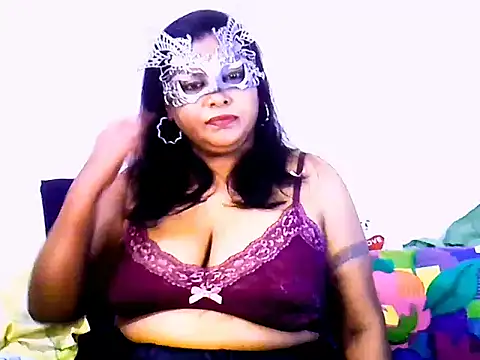 Snapshot of Mysterylady143 chatting on November 18, 6:12 pm Mysterylady143 online show from November 18, 6:12 pm