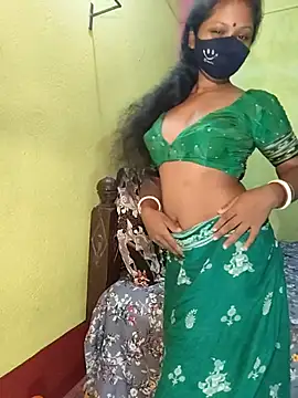 indiancouple09 online show from July 12, 10:34 pm
