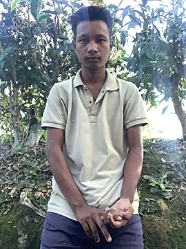 Snapshot of ShroveRising chatting on November 19, 8:58 am ShroveRising online show from November 19, 8:58 am