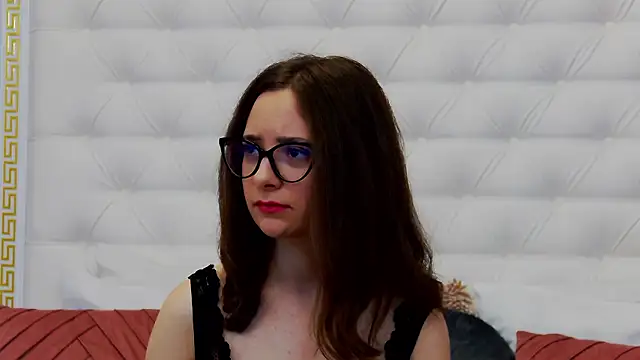 Snapshot of Lenna_Paul chatting on March 14, 7:59 am Lenna Paul online show from March 14, 7:59 am