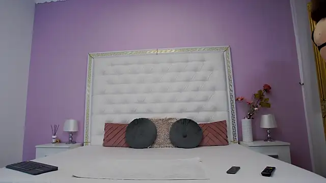 Lenna Paul online show from January 10, 4:47 am