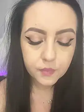 Ariel  Blossom online show from January 10, 8:15 pm