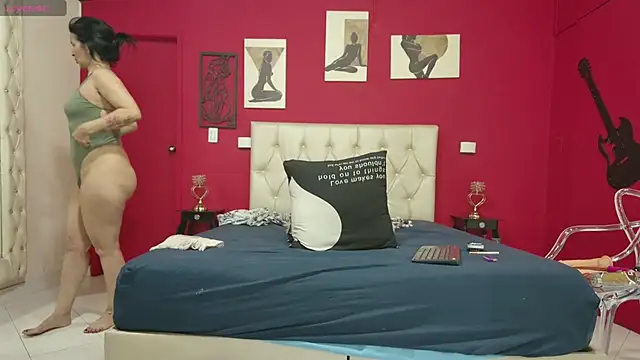 Cindy milf online show from March 25, 10:16 pm