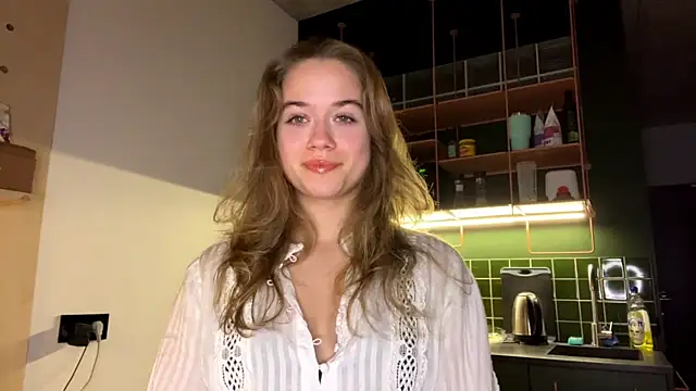 Snapshot of Celeste_Glow chatting on December 16, 9:09 pm Celeste Glow online show from December 16, 9:09 pm