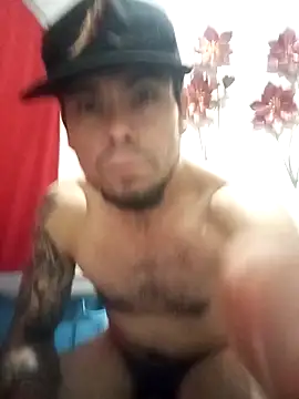 Snapshot of Hot796 chatting on September 30, 7:35 am Hot796 online show from September 30, 7:35 am