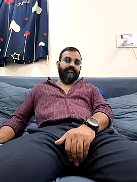 Fun Guuy online show from January 8, 4:04 am