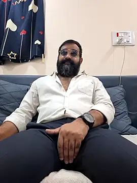 Fun Guuy online show from February 19, 3:57 am