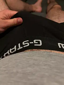 mrniceguy198 online show from June 26, 9:08 pm