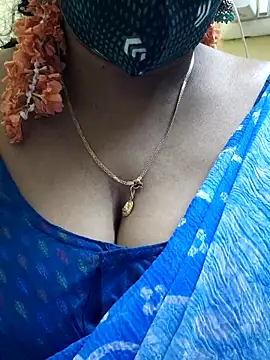 mallu-sumi online show from February 20, 6:35 pm