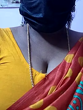 mallu-sumi online show from March 18, 9:18 pm