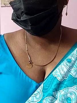 Snapshot of mallu-sumi chatting on April 29, 2:04 am mallu-sumi online show from April 29, 2:04 am