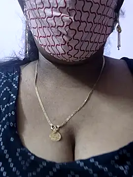 Snapshot of mallu-sumi chatting on June 9, 7:03 pm mallu-sumi online show from June 9, 7:03 pm