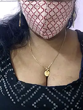 Snapshot of mallu-sumi chatting on July 5, 6:04 pm mallu-sumi online show from July 5, 6:04 pm