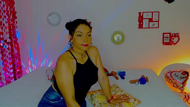 amii777 online show from March 22, 6:33 am